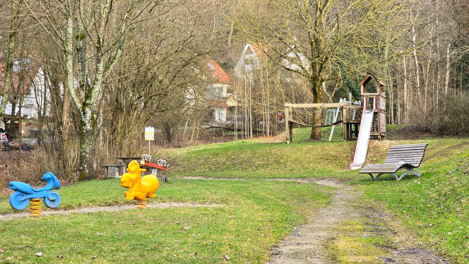 Waldrand Idyll